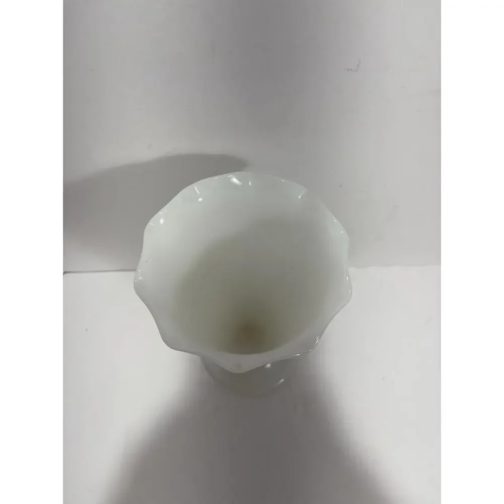 Vintage Anchor Hocking Milk Glass Vase Hobnail Ladder Fluted Rim 9-1/2”‎